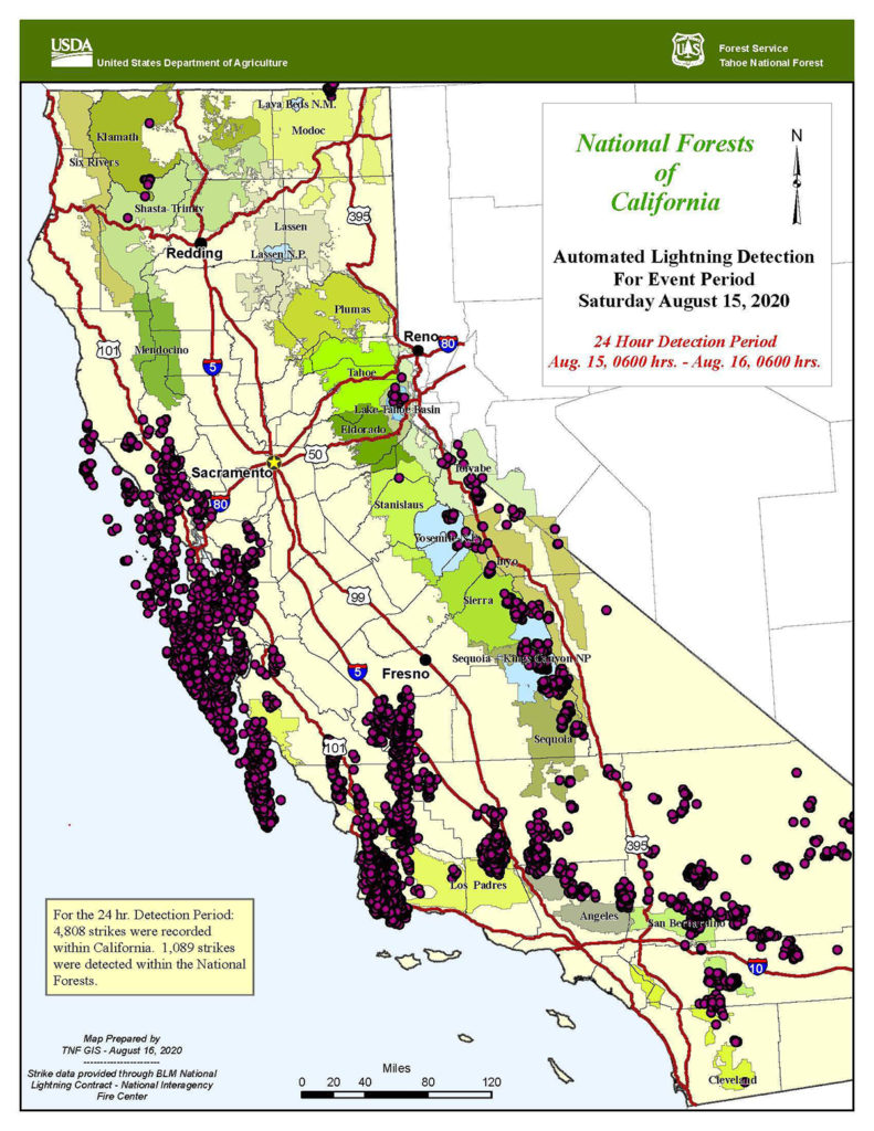 Map of California showing location of 4,808 lightning strikes between August 15 and August 16, 2020.